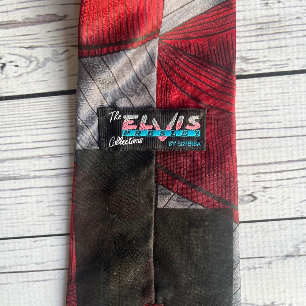 Elvis Presley King of Rock and Roll Italian Silk‎ Necktie Collectible Iconic USA